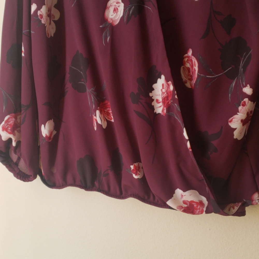 APT.9 MAROON FLORAL LONG SLEEVE BLOUSE - Picture 3 of 5